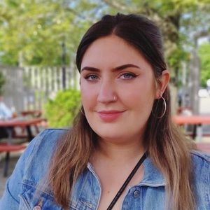 Meet your Posher, Hope